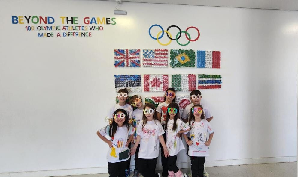 Celebração do 100th Day of School: uma jornada de aprendizado e solidariedade