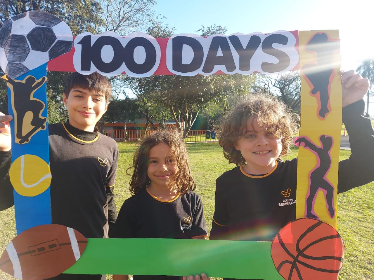 Celebração do 100th Day of School: uma jornada de aprendizado e solidariedade